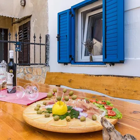 Orhidea Apartamento Premantura