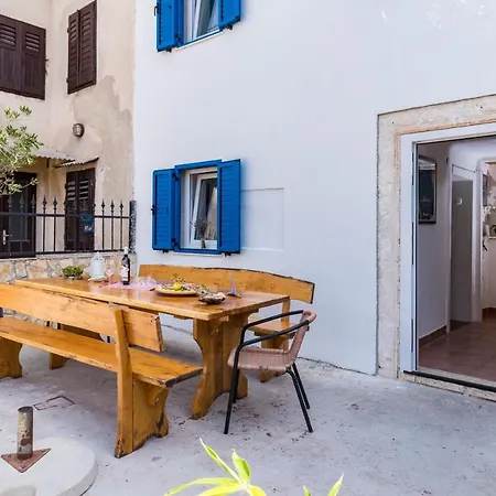 Orhidea Apartment *