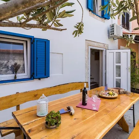Apartment Orhidea Premantura